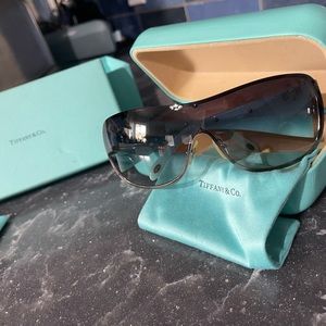 Tiffany & Co 3010 B sunglasses